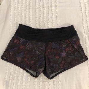 Lululemon 4” speed up shorts *discontinued*